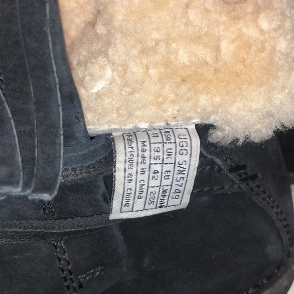 UGG Gaviota Lace Up Black Mini Boots - Size 11 - Picture 3 of 5